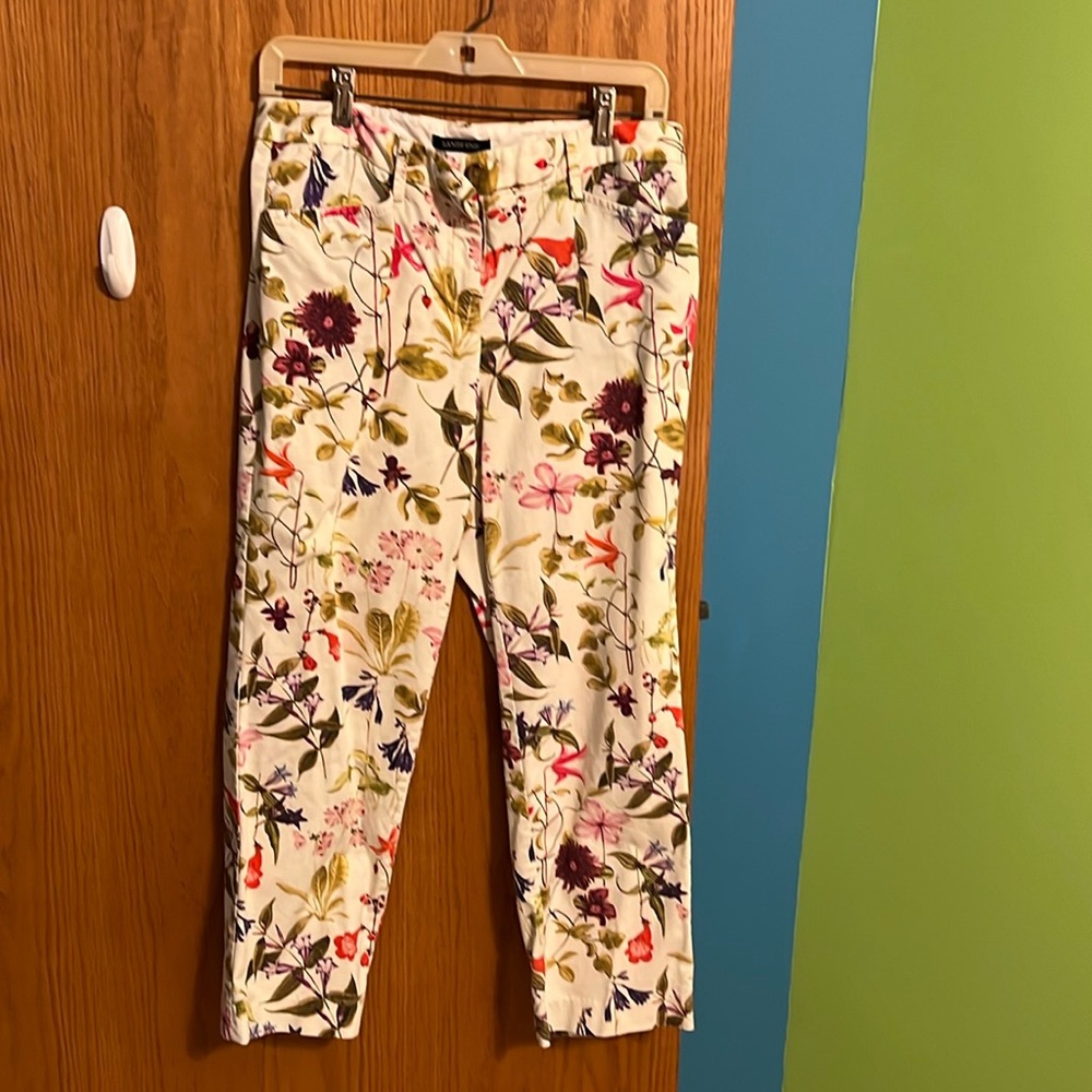 Lands End Floral Pants Size 6